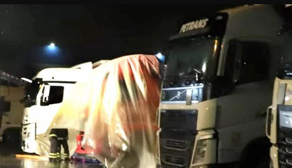 La nici două săptămâni de la tragedia din Franţa, un alt șofer român de TIR, omorât într-o parcare din Italia